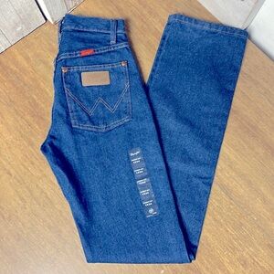 Wrangler Women's Straight Leg Jeans - Dark Blue